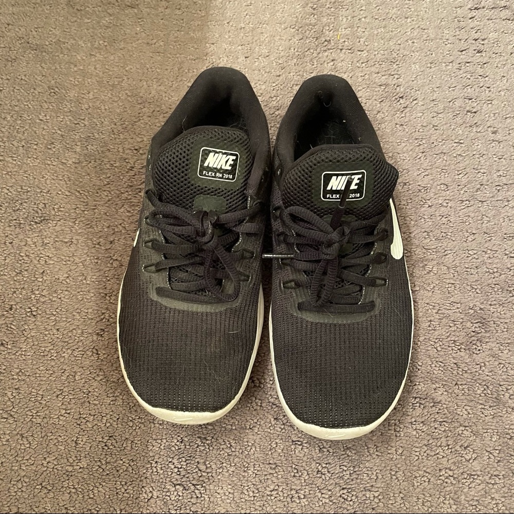 NIKE - Flex Run 2018 - Size 6